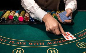 how to become a casino dealer
